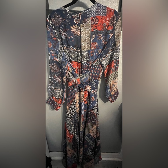 Indigo Rose Colorful Patterned Dress - Picture 5 of 8